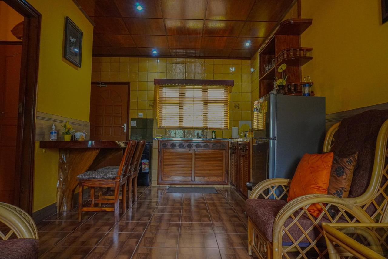 Anse Kerlan Beach Chalets מראה חיצוני תמונה