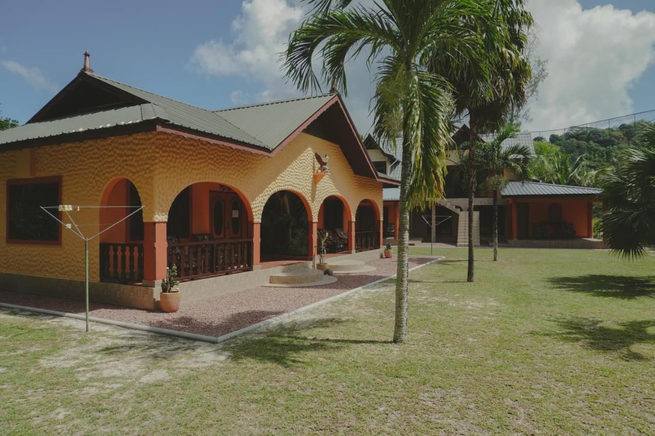 Anse Kerlan Beach Chalets מראה חיצוני תמונה