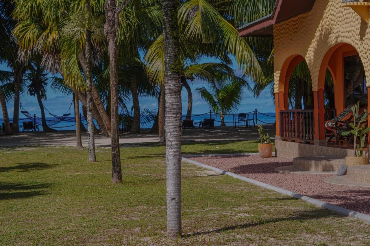 Anse Kerlan Beach Chalets מראה חיצוני תמונה