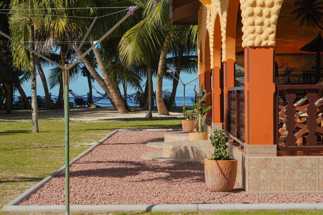 Anse Kerlan Beach Chalets מראה חיצוני תמונה